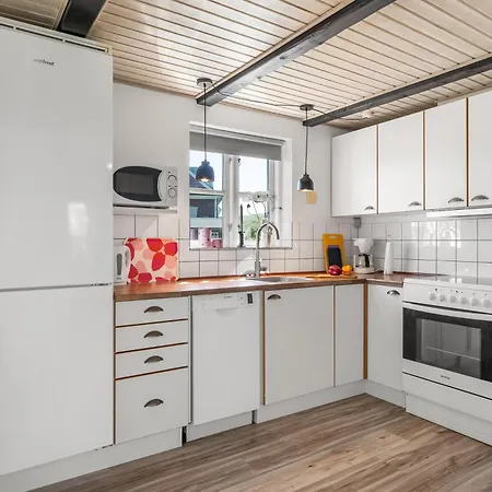 Feriehus På En Ugenert Grund Sj57 *